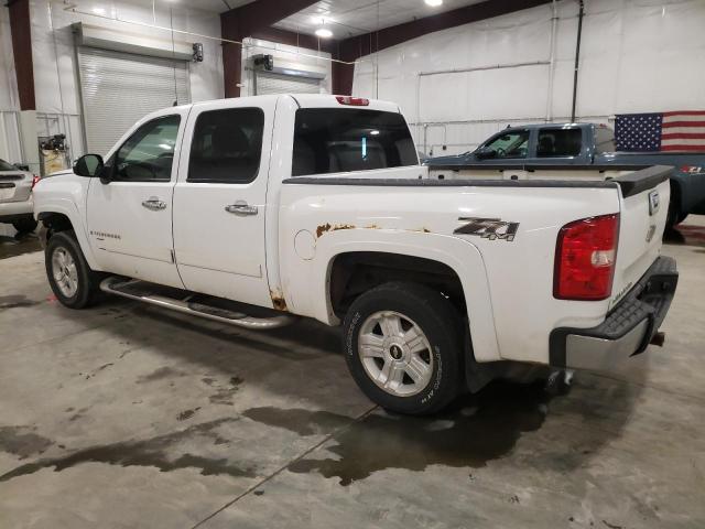 2GCEK133X71636452 - 2007 CHEVROLET SILVERADO K1500 CREW CAB WHITE photo 2