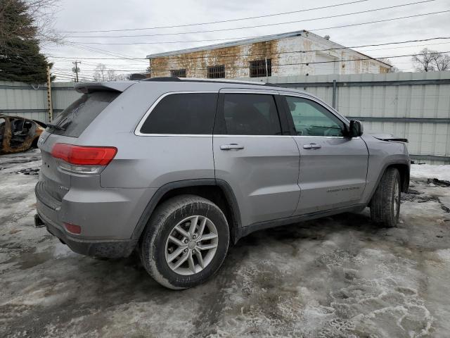 1C4RJFAG3HC893391 - 2017 JEEP GRAND CHER LAREDO SILVER photo 3