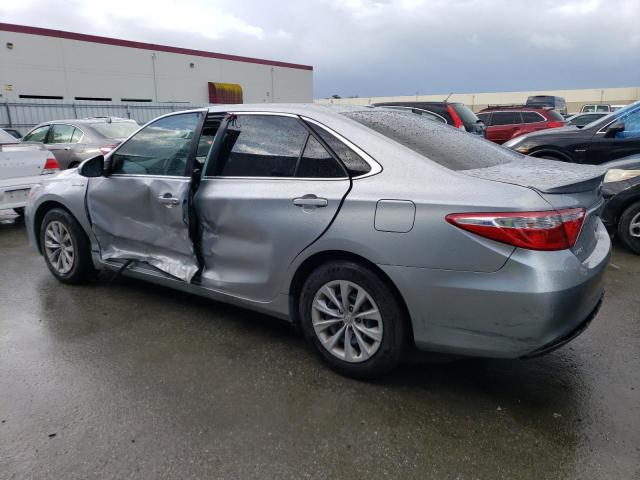 4T1BD1FK4FU157359 - 2015 TOYOTA CAMRY HYBRID SILVER photo 2