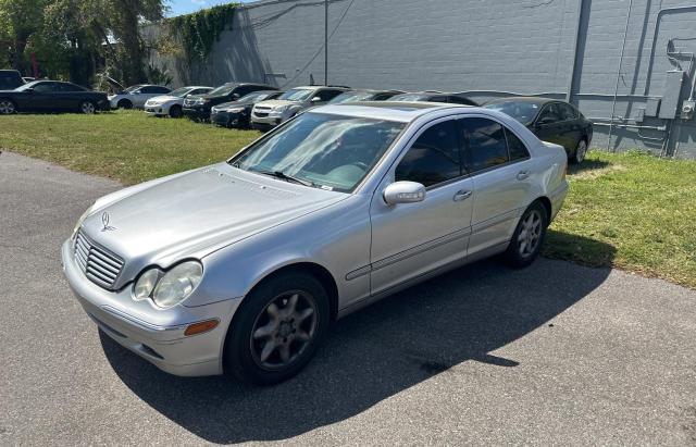 WDBRF61J63E011705 - 2003 MERCEDES-BENZ C 240 SILVER photo 2