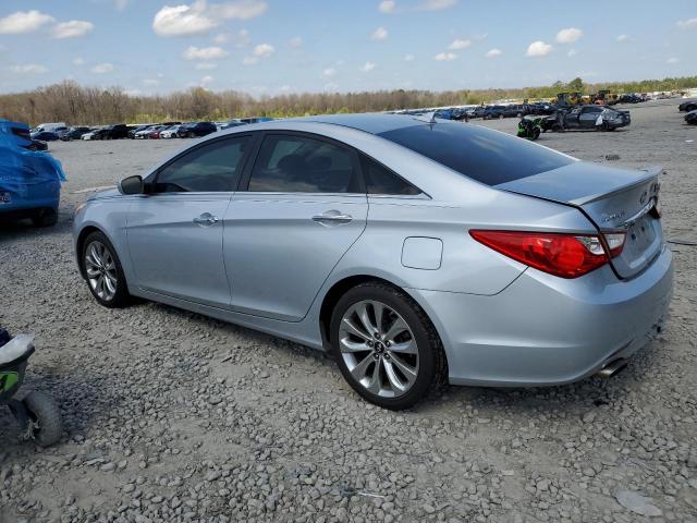 5NPEC4AC2DH707963 - 2013 HYUNDAI SONATA SE SILVER photo 2