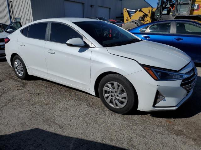 5NPD74LF1LH592603 - 2020 HYUNDAI ELANTRA SE WHITE photo 4