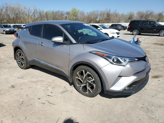 NMTKHMBX8JR045820 - 2018 TOYOTA C-HR XLE SILVER photo 4