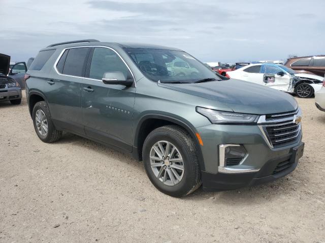 1GNERGKW7PJ264088 - 2023 CHEVROLET TRAVERSE LT GREEN photo 4