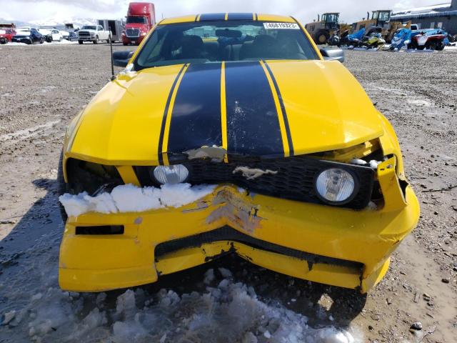 1ZVFT80N365136112 - 2006 FORD MUSTANG YELLOW photo 5