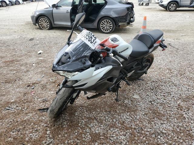 ML5EXER12PDA87202 - 2023 KAWASAKI EX650 R WHITE photo 2