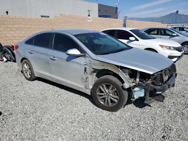 5NPE24AFXHH529805 - 2017 HYUNDAI SONATA SE SILVER photo 4