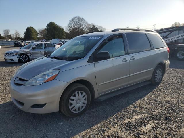 5TDZK23C68S130098 - 2008 TOYOTA SIENNA CE SILVER photo 1