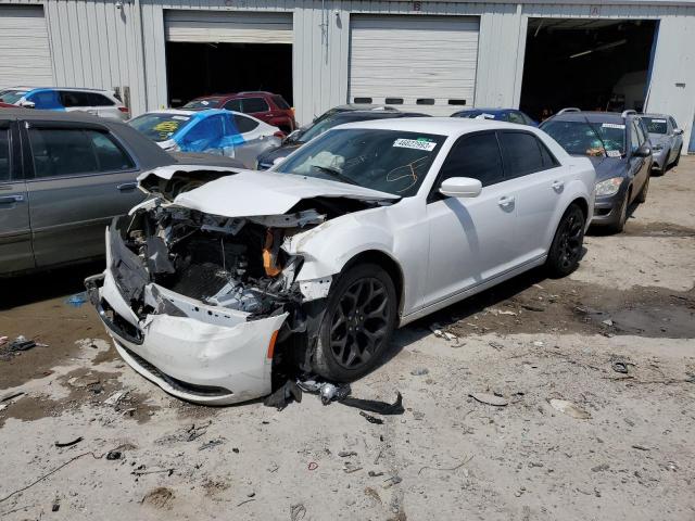 2C3CCABG3KH516053 - 2019 CHRYSLER 300 S WHITE photo 1