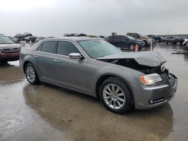 2C3CA6CT8BH564386 - 2011 CHRYSLER 300C GRAY photo 4