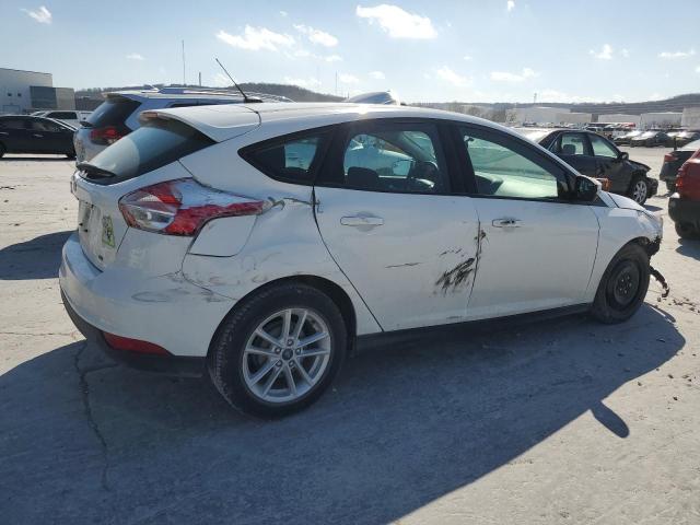 1FADP3K28HL231628 - 2017 FORD FOCUS SE WHITE photo 3