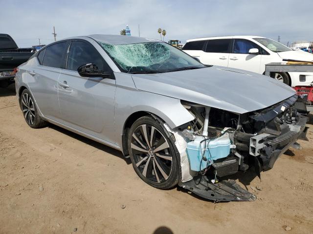 1N4BL4CV7NN321385 - 2022 NISSAN ALTIMA SR SILVER photo 4