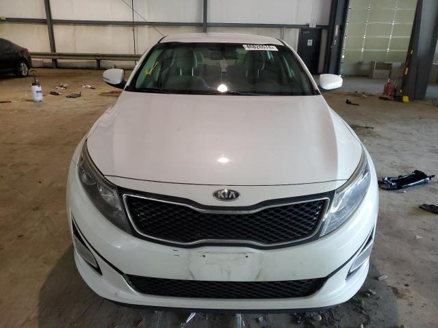 5XXGM4A79FG421387 - 2015 KIA OPTIMA LX WHITE photo 5