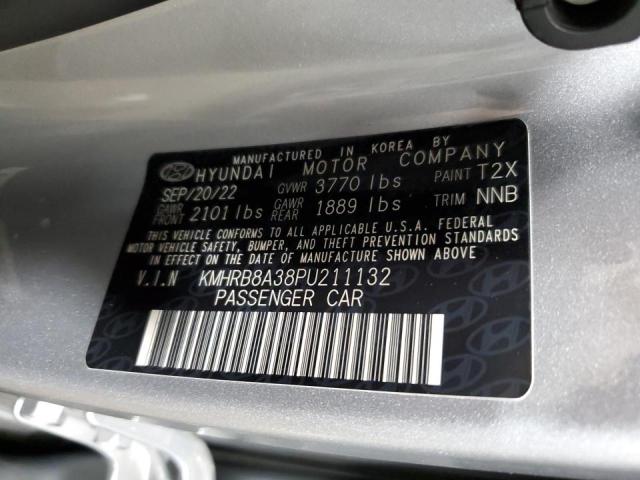 KMHRB8A38PU211132 - 2023 HYUNDAI VENUE SE SILVER photo 13