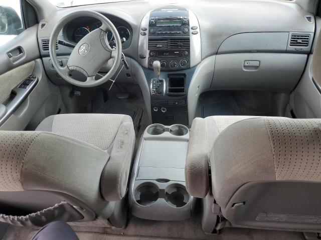 5TDKK4CC4AS306777 - 2010 TOYOTA SIENNA CE SILVER photo 8