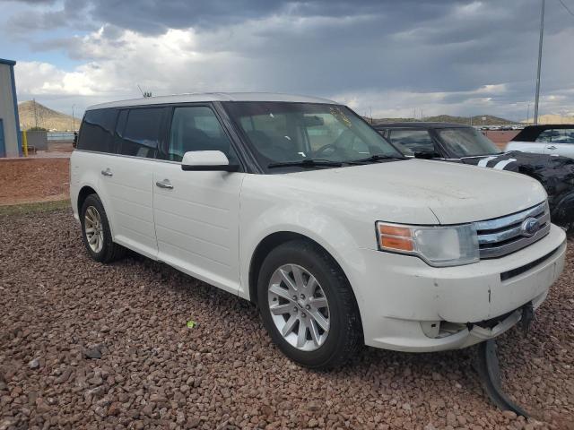 2FMEK62C99BA37369 - 2009 FORD FLEX SEL WHITE photo 4