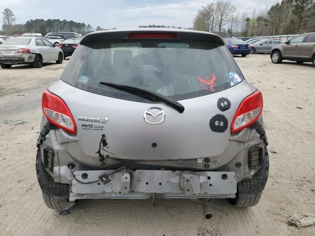 JM1DE1LY9D0161091 - 2013 MAZDA MAZDA2 SILVER photo 6