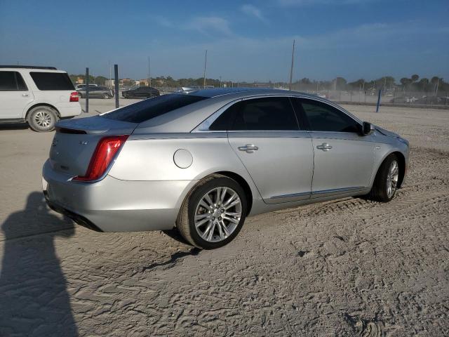 2G61M5S38J9123729 - 2018 CADILLAC XTS LUXURY SILVER photo 3