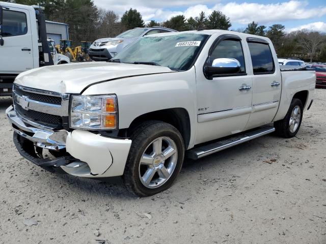 2011 CHEVROLET SILVERADO K1500 LT, 