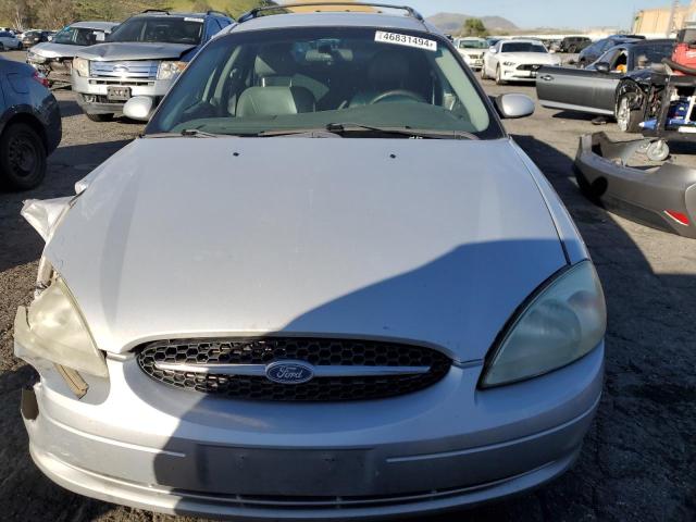 1FAFP59S62A140421 - 2002 FORD TAURUS SEL SILVER photo 5