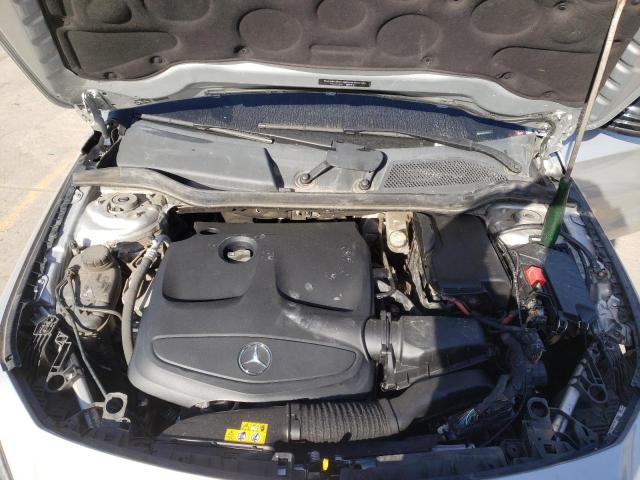 WDDSJ4EB4KN722767 - 2019 MERCEDES-BENZ CLA 250 SILVER photo 11