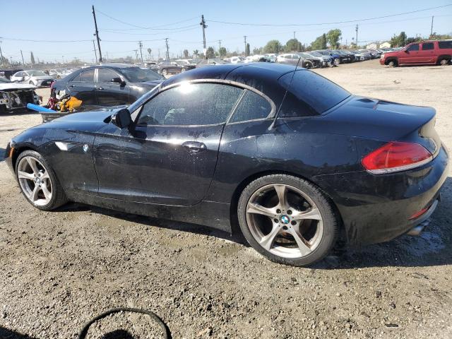 WBALM5C56BE379322 - 2011 BMW Z4 SDRIVE30I BLACK photo 2