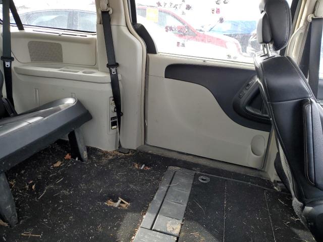 2C4RC1CG0ER413403 - 2014 CHRYSLER TOWN & COU TOURING L SILVER photo 11