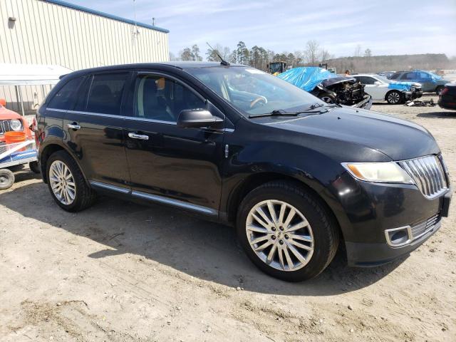 2LMDJ8JK7BBJ24149 - 2011 LINCOLN MKX BLACK photo 4