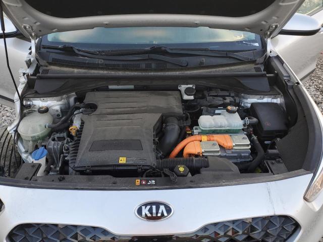 KNDCB3LC4L5397962 - 2020 KIA NIRO LX SILVER photo 11