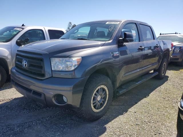 5TFDY5F17DX320467 - 2013 TOYOTA TUNDRA CREWMAX SR5 CHARCOAL photo 1