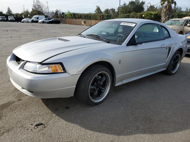 1FAFP4045YF199528 - 2000 FORD MUSTANG SILVER photo 1