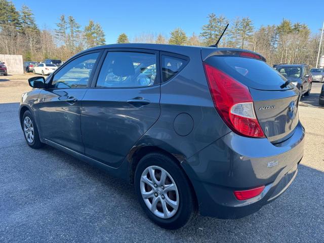 KMHCT5AE1CU047316 - 2012 HYUNDAI ACCENT GLS GRAY photo 3