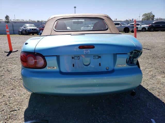 JM1NB353X20221256 - 2002 MAZDA MX-5 MIATA BASE BLUE photo 6