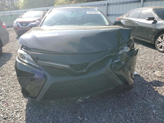 4T1B11HK0JU517824 - 2018 TOYOTA CAMRY L BLACK photo 5