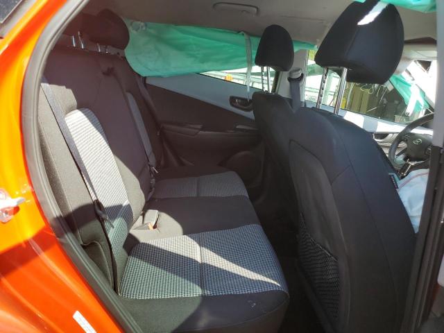 KM8K12AAXLU428093 - 2020 HYUNDAI KONA SE ORANGE photo 10