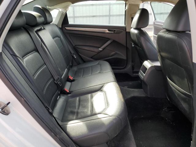 1VWDT7A35HC030631 - 2017 VOLKSWAGEN PASSAT R-LINE თეთრი ფოტო 10