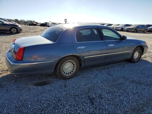 1LNHM81W1YY806043 - 2000 LINCOLN TOWN CAR EXECUTIVE Blau Foto 3