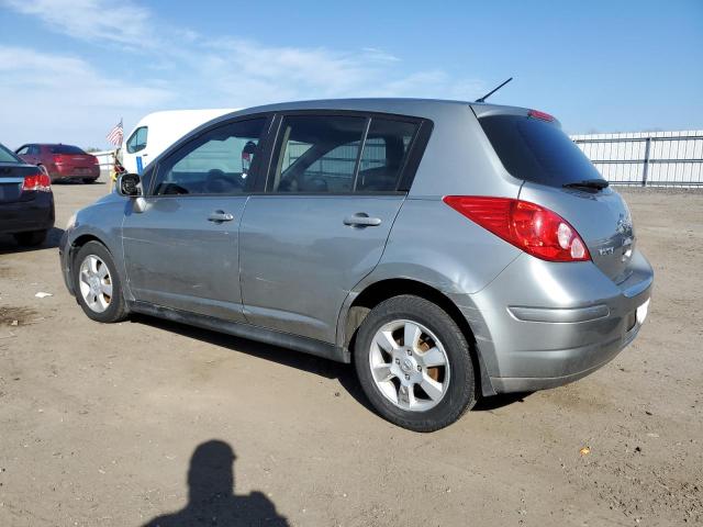 3N1BC13E99L419190 - 2009 NISSAN VERSA S SILVER photo 2