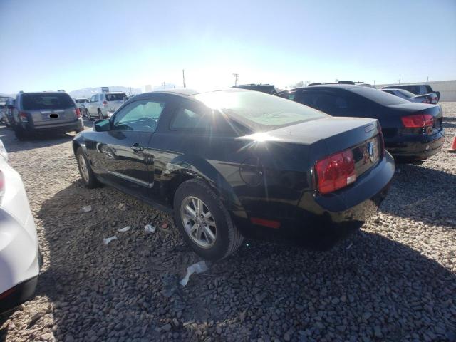 1ZVHT80N585142263 - 2008 FORD MUSTANG BLACK photo 2