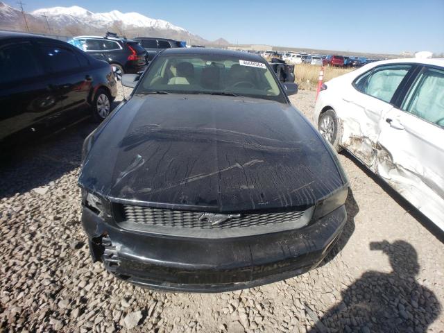 1ZVHT80N585142263 - 2008 FORD MUSTANG BLACK photo 5