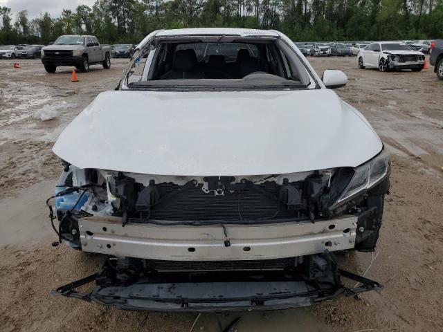 4T1B11HK1KU217873 - 2019 TOYOTA CAMRY L WHITE photo 5