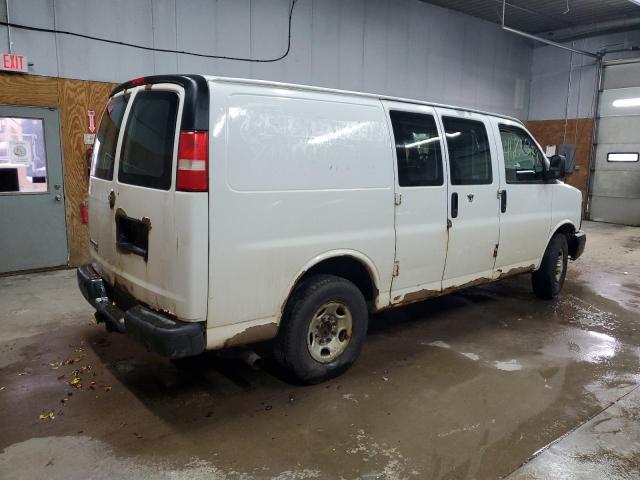 1GCWGFCA6C1139173 - 2012 CHEVROLET EXPRESS G2 WHITE photo 3