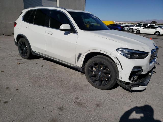 5UXCR6C58KLK80828 - 2019 BMW X5 XDRIVE40I WHITE photo 4