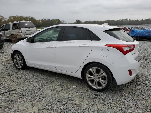 KMHD35LH9EU197477 - 2014 HYUNDAI ELANTRA GT WHITE photo 2