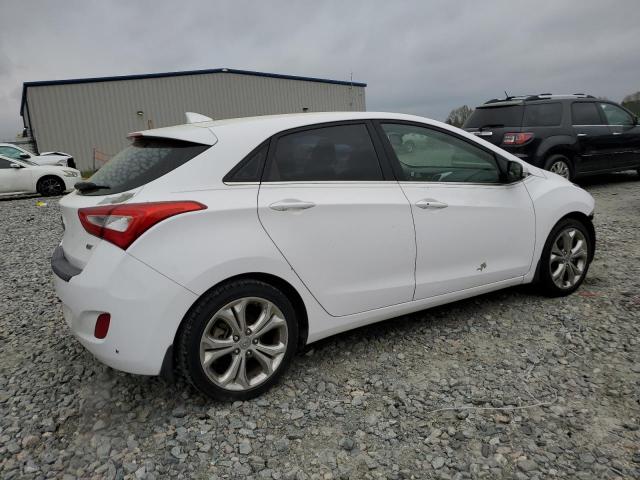 KMHD35LH9EU197477 - 2014 HYUNDAI ELANTRA GT WHITE photo 3