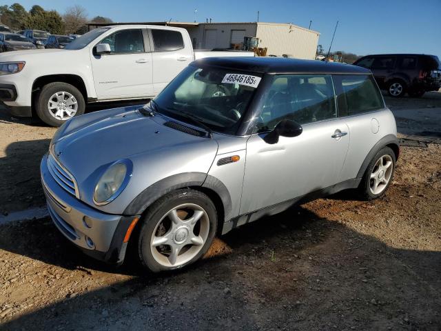 2005 MINI COOPER, 