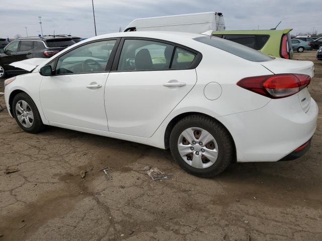 3KPFK4A78HE034908 - 2017 KIA FORTE LX WHITE photo 2