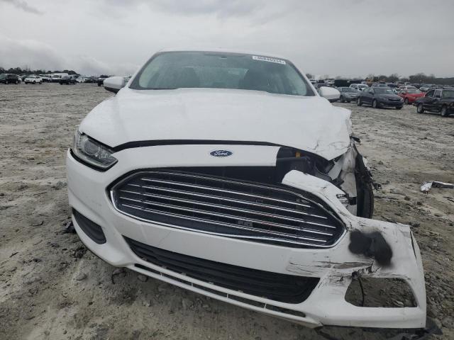 3FA6P0G73FR196460 - 2015 FORD FUSION S WHITE photo 5