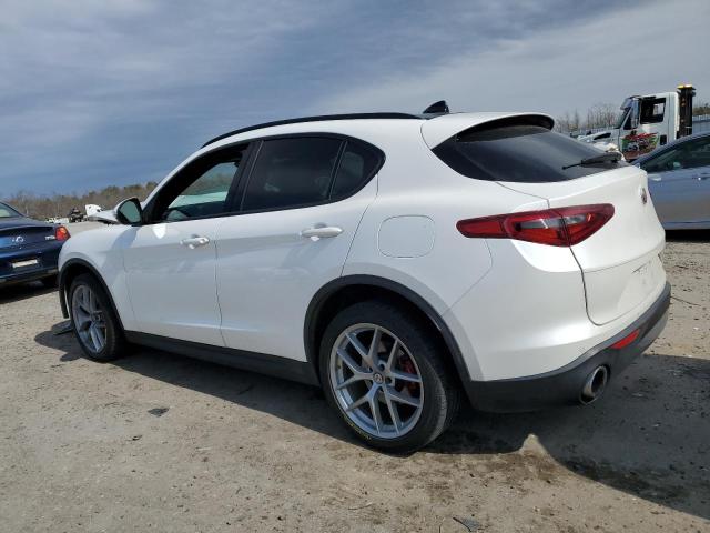 ZASFAKNN7J7B95991 - 2018 ALFA ROMEO STELVIO TI SPORT WHITE photo 2