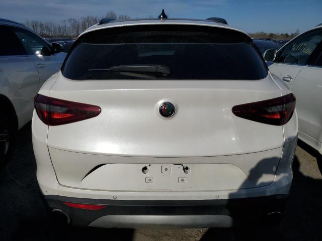 ZASFAKNN7J7B95991 - 2018 ALFA ROMEO STELVIO TI SPORT WHITE photo 6